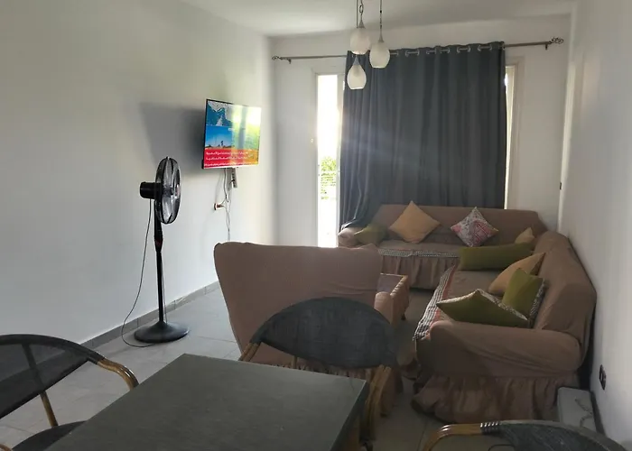 Apartment قرية باليمرا العين السخنه *